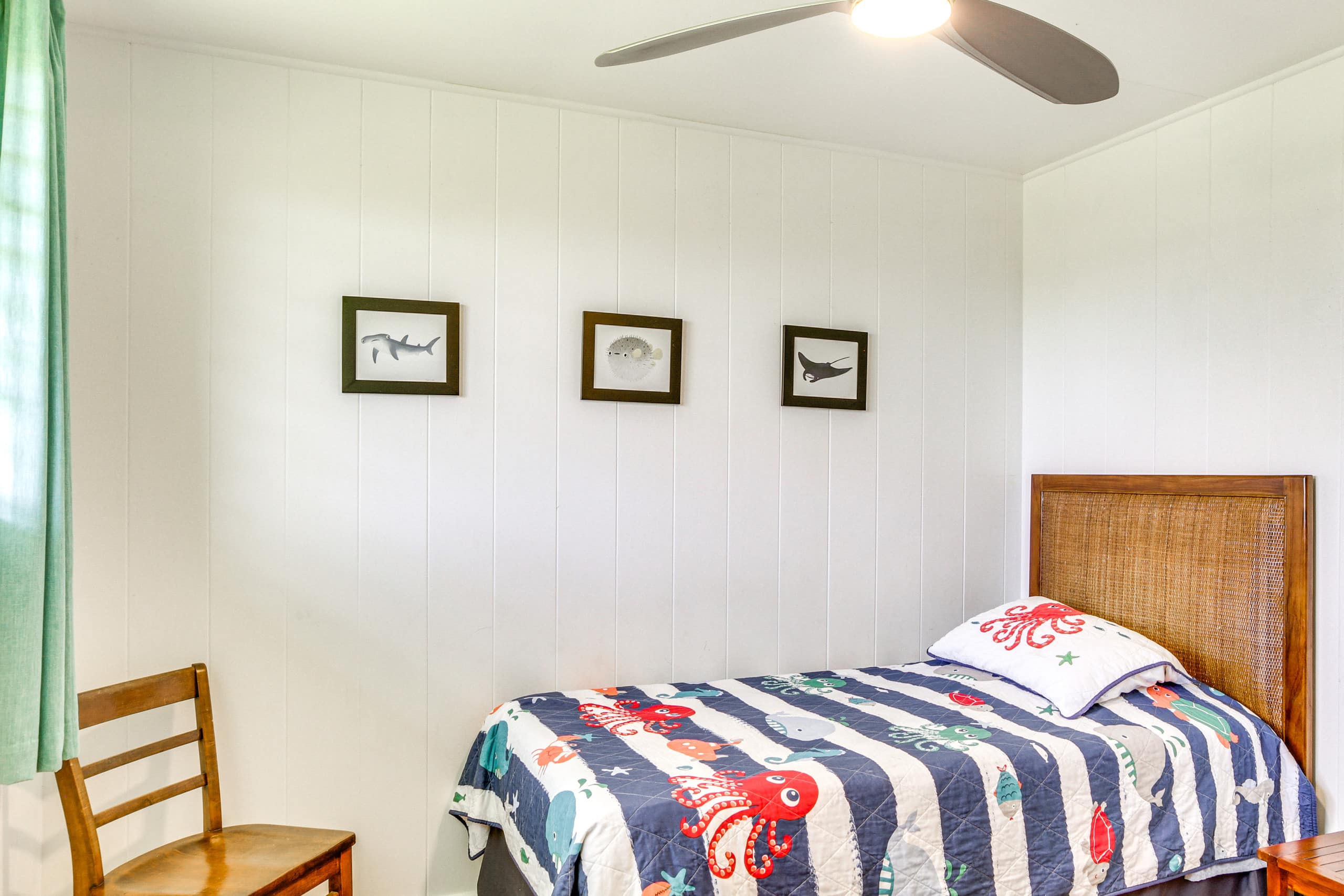 Home in Hilo · ★4.66 · 3 bedrooms · 3 beds · 2 shared baths - Image 19