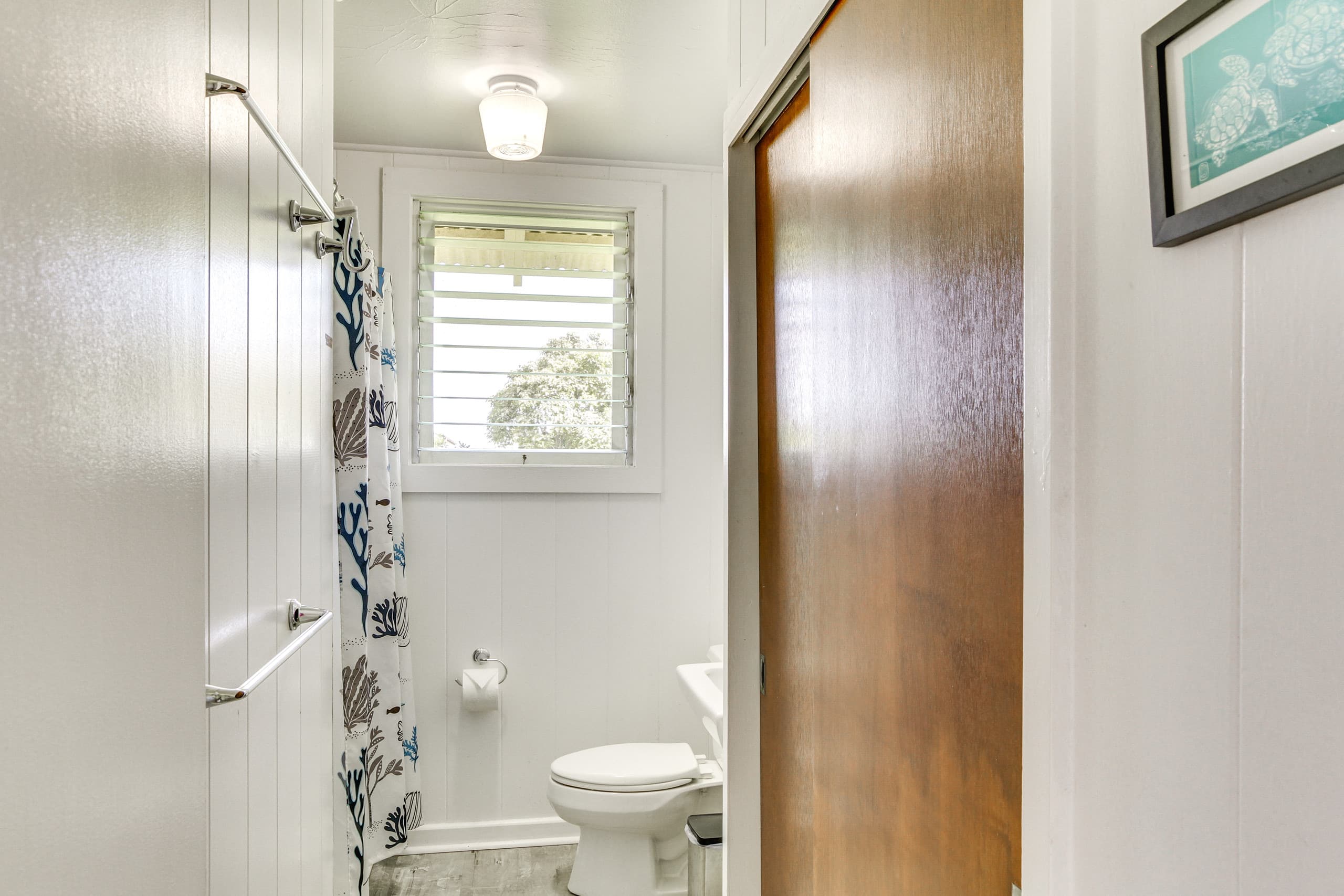 Home in Hilo · ★4.66 · 3 bedrooms · 3 beds · 2 shared baths - Image 18