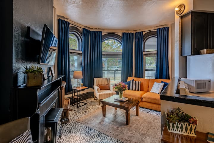 Pata uzoefu wa sakafu yetu mpya, rangi, Meko ya Umeme na mpangilio mpya