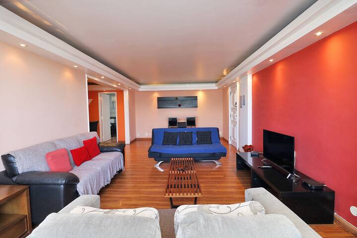 Sea view apartment for up to 14 people gallery image 3