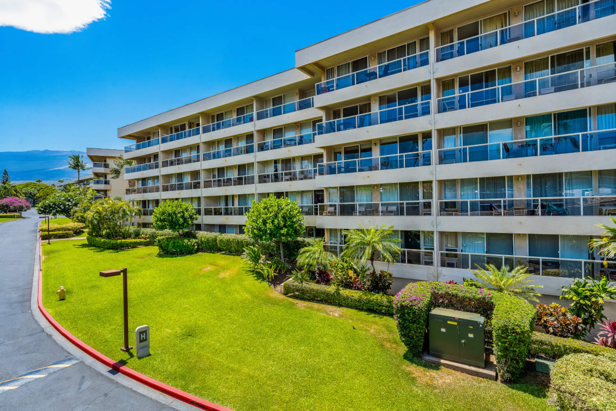 Condo in Kihei · ★4.96 · 1 bedroom · 2 beds · 1 private bath - Image 28