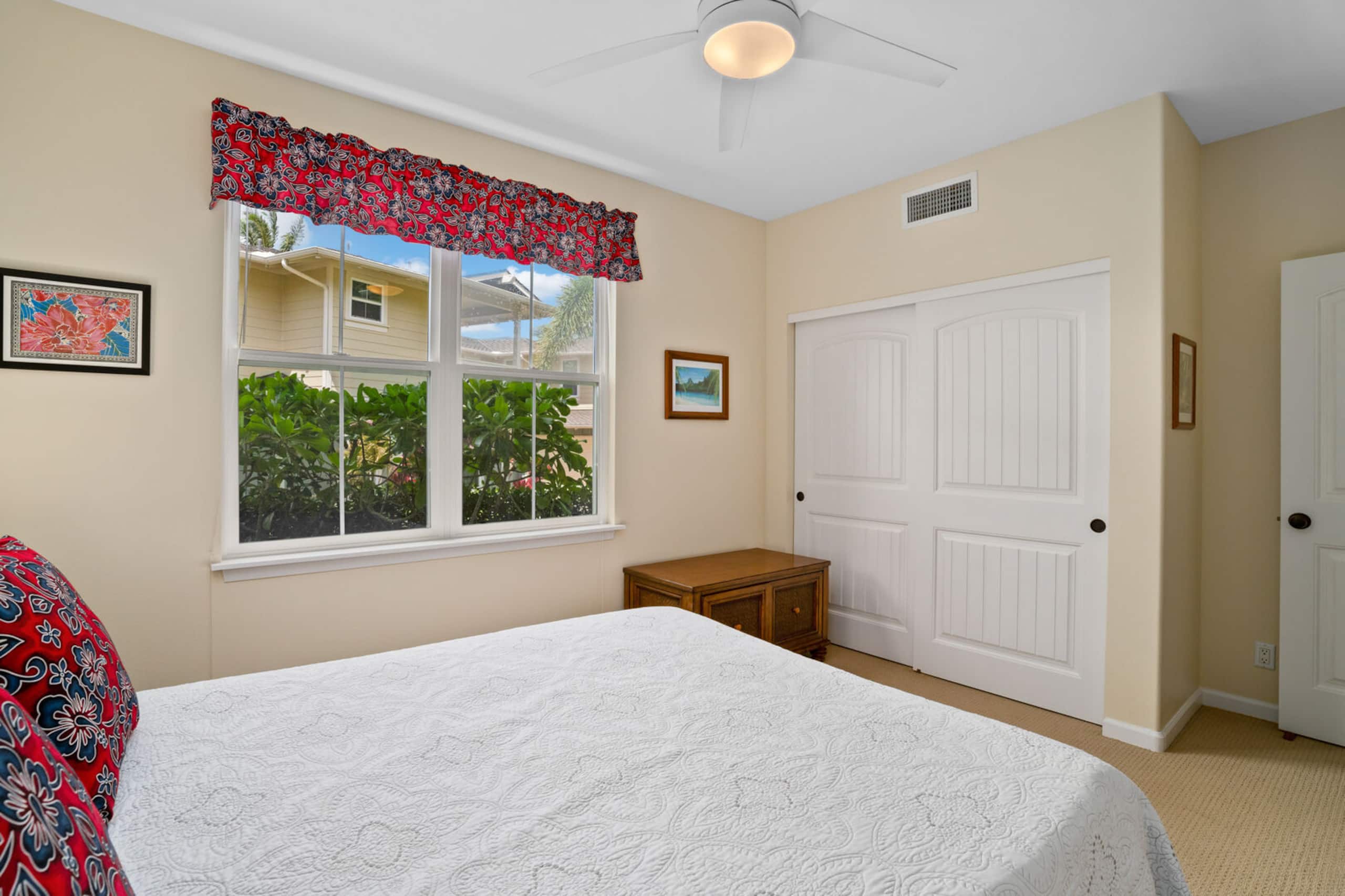 Townhouse in Princeville · ★4.88 · 3 bedrooms · 3 beds · 2.5 baths - Image 17