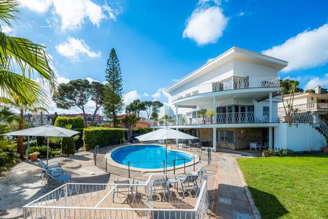 Villa Son Veri in the Marina