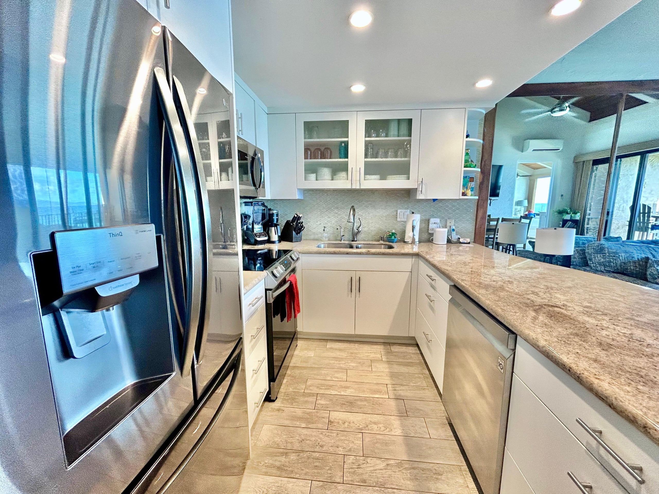 Condo in Lahaina · ★4.93 · 3 bedrooms · 4 beds · 3 private baths - Image 5