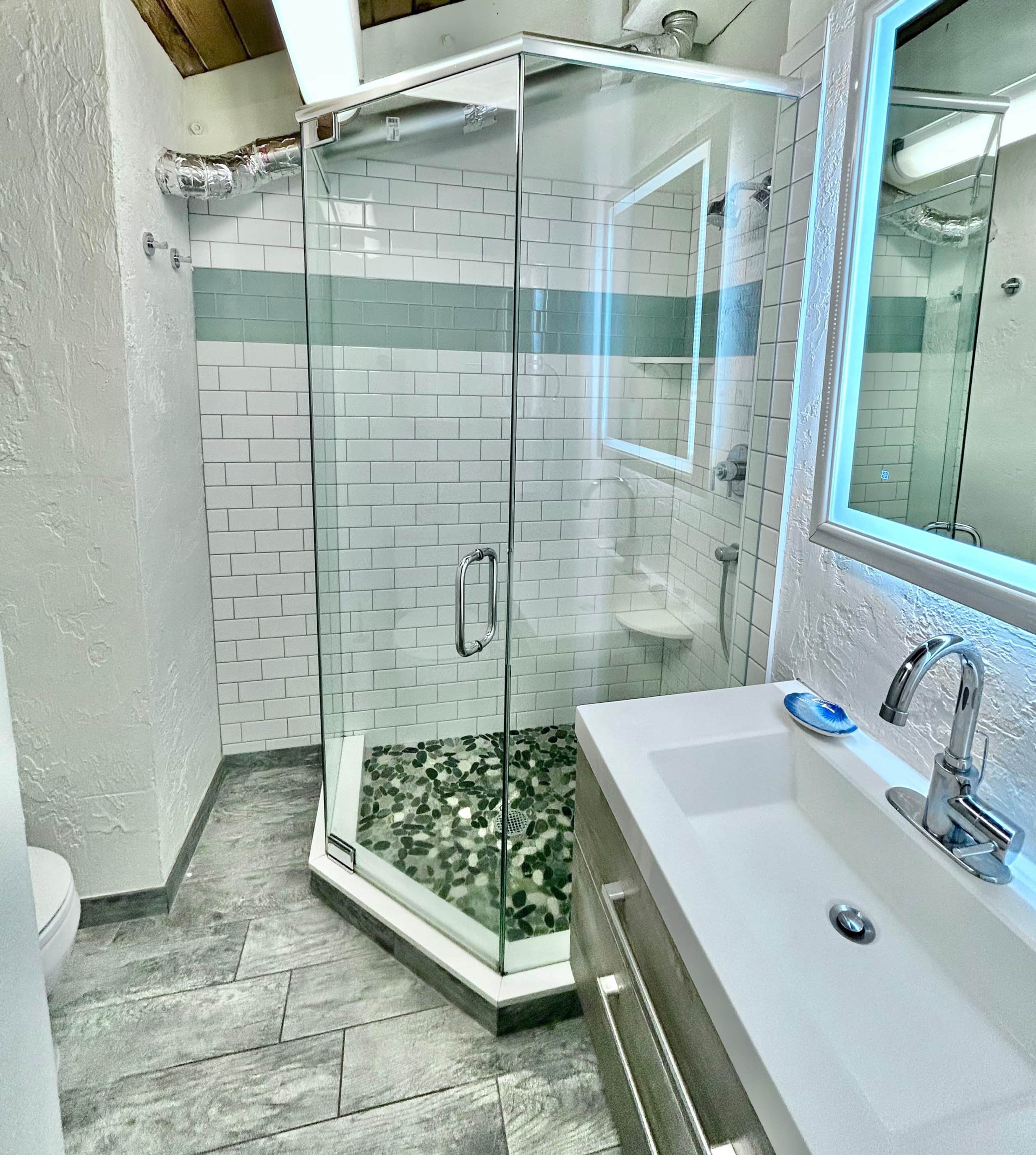 Condo in Lahaina · ★4.93 · 3 bedrooms · 4 beds · 3 private baths - Image 31