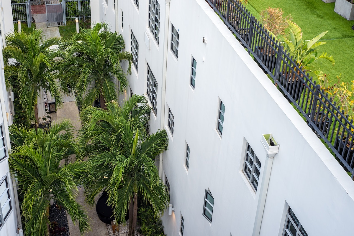 Miami Beach Studio