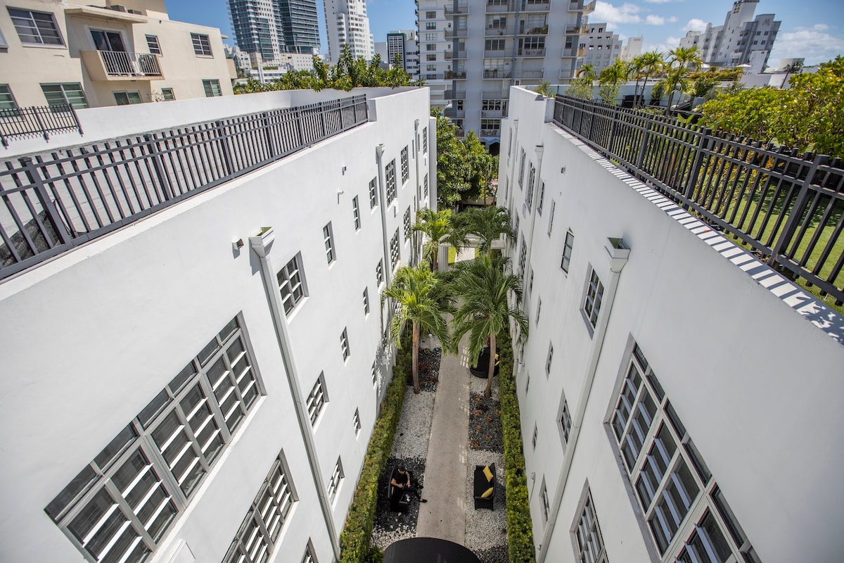 Miami Beach Studio