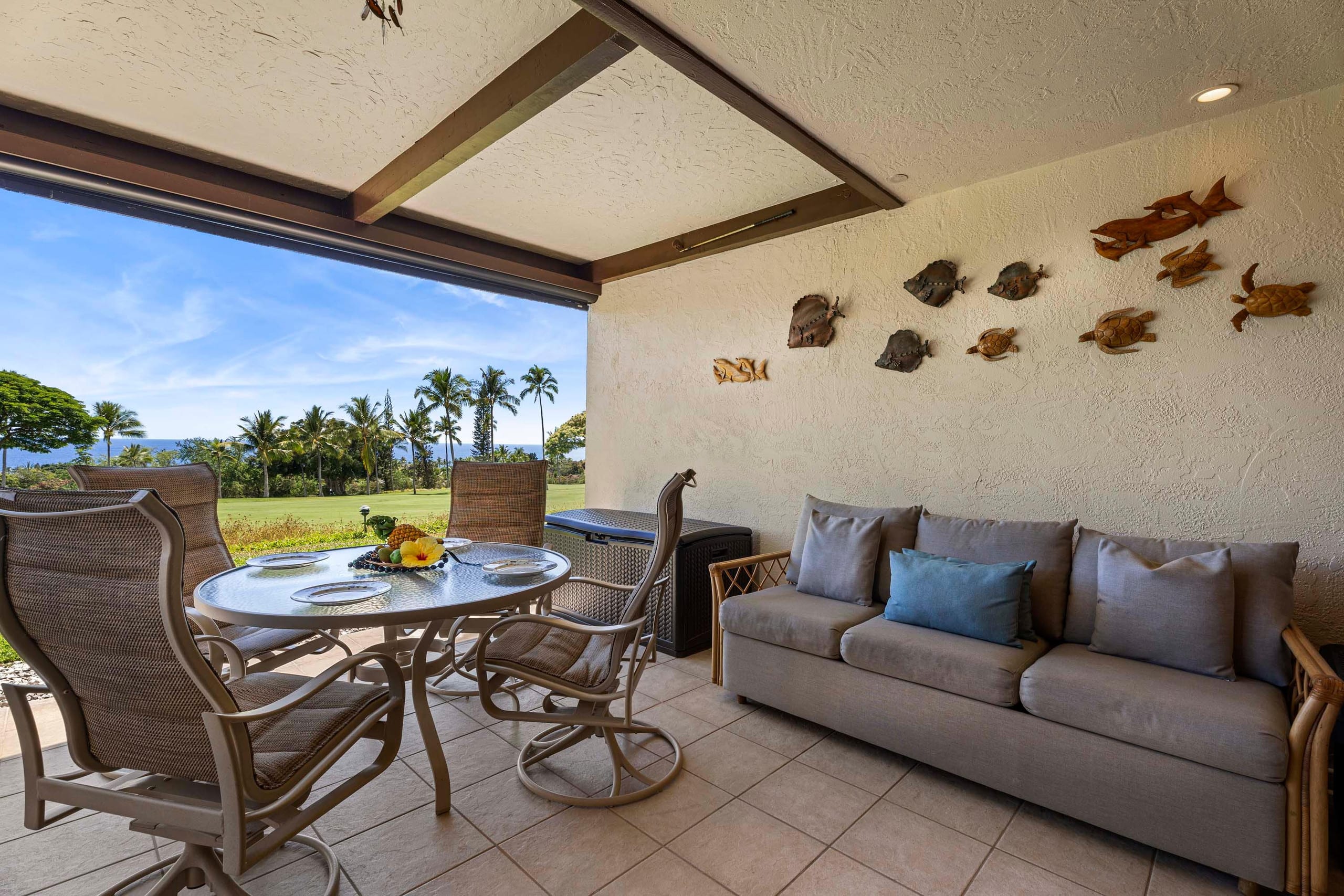 Condo in Kailua-Kona · ★4.89 · 2 bedrooms · 3 beds · 2 private baths - Image 4