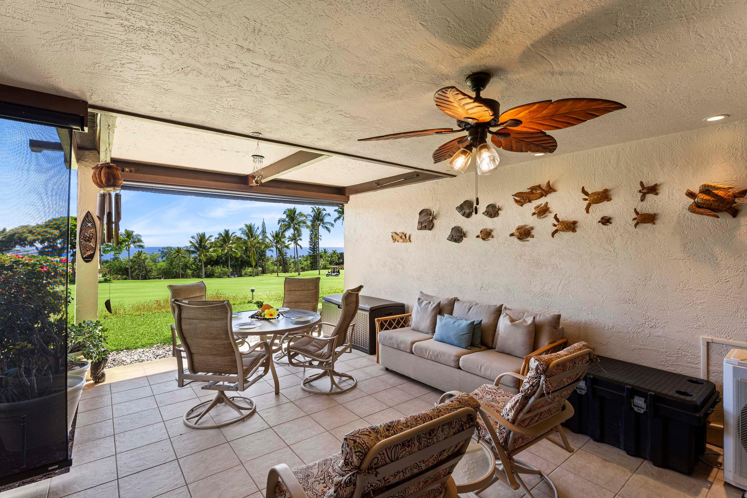Condo in Kailua-Kona · ★4.89 · 2 bedrooms · 3 beds · 2 private baths - Image 3
