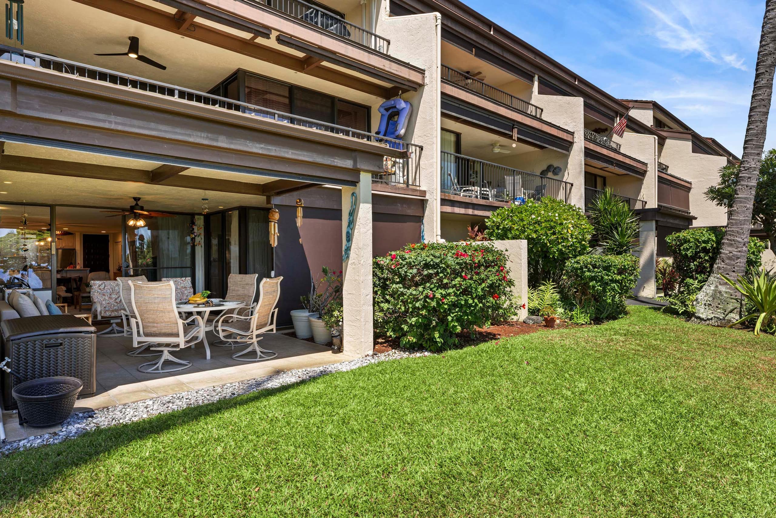 Condo in Kailua-Kona · ★4.89 · 2 bedrooms · 3 beds · 2 private baths - Image 26