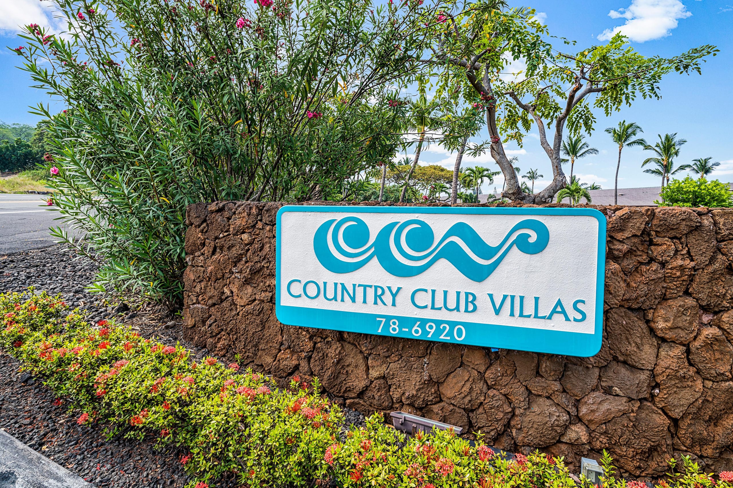 Condo in Kailua-Kona · ★4.89 · 2 bedrooms · 3 beds · 2 private baths - Image 51