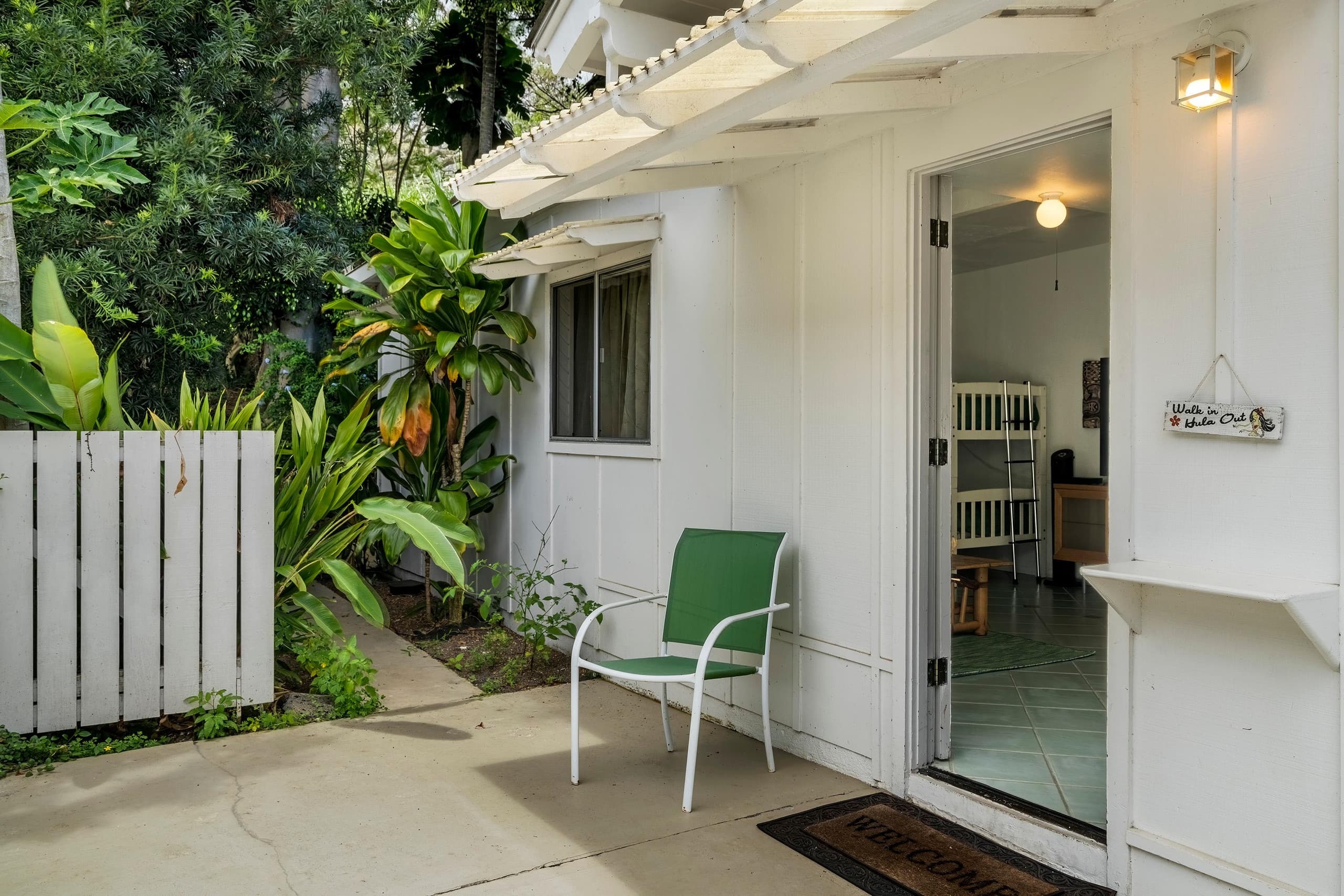 Home in Kailua-Kona · ★4.9 · 4 bedrooms · 6 beds · 3 private baths - Image 9