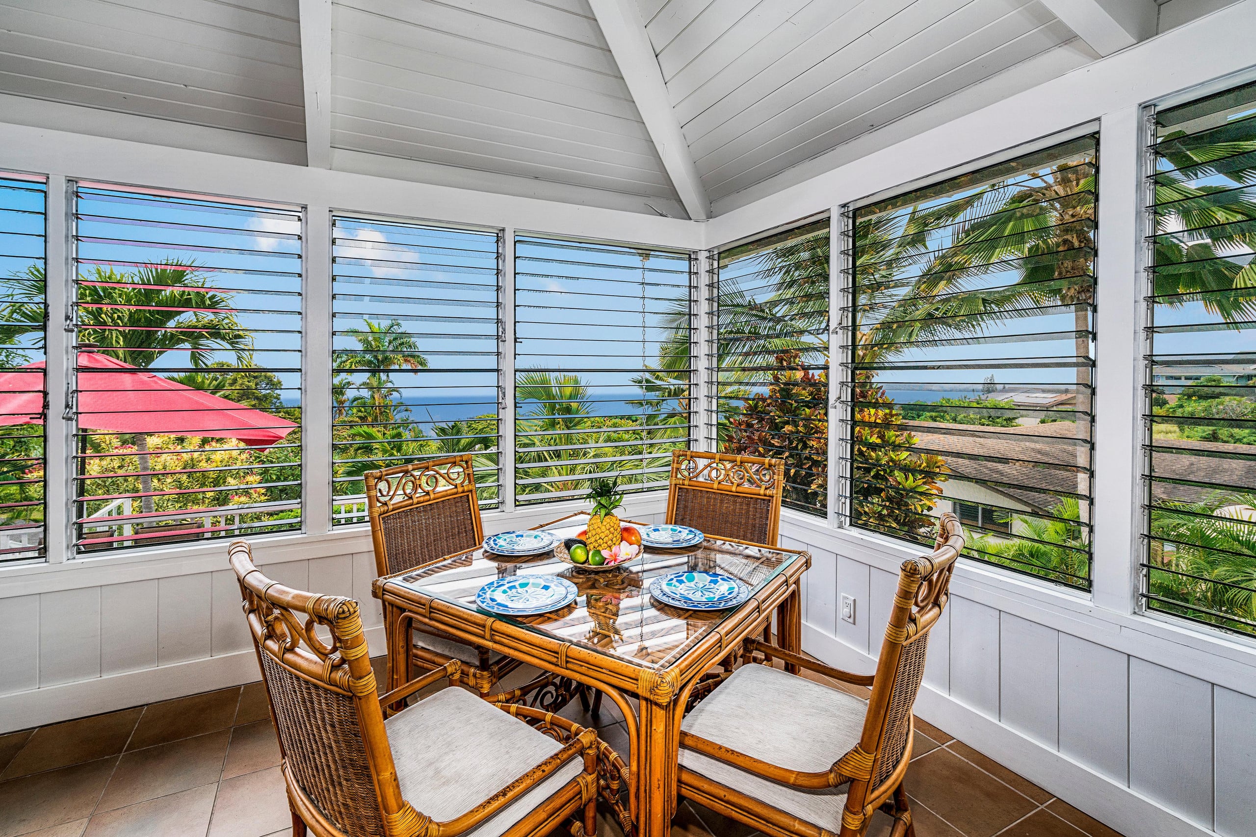 Home in Kailua-Kona · ★4.9 · 4 bedrooms · 6 beds · 3 private baths - Image 8
