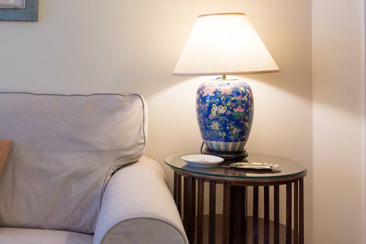 Classic 2 bed apartment in magnificent Mayfair gallery image 4