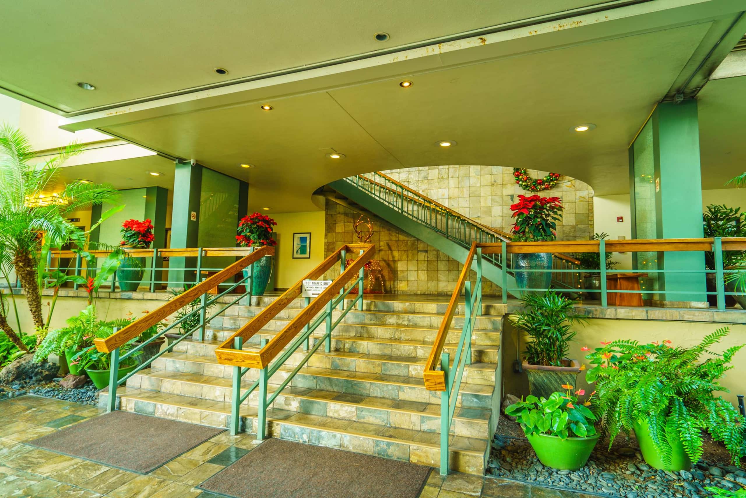 Condo in Honolulu · ★4.39 · 1 bedroom · 2 beds · 1 bath - Image 5