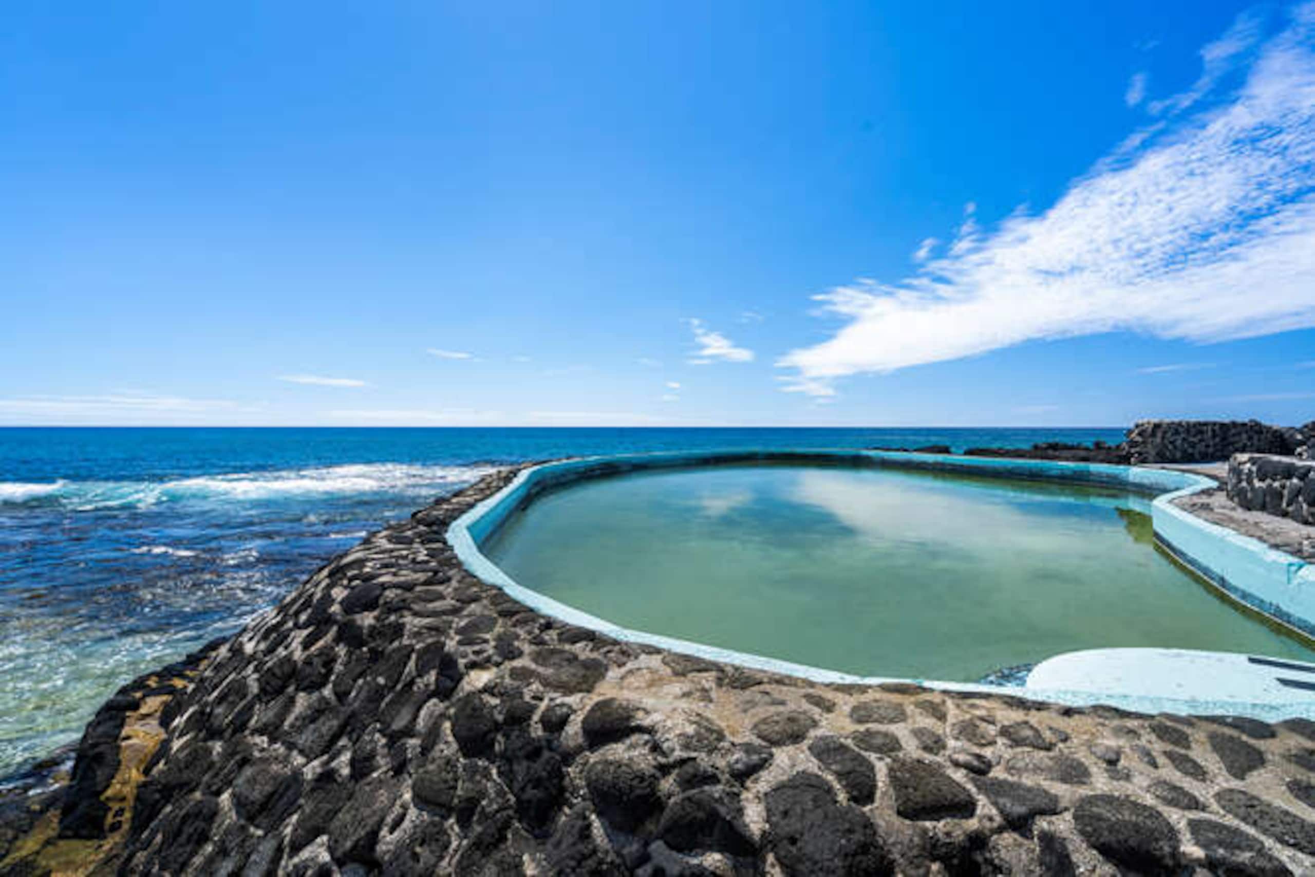 Condo in Kailua-Kona · ★4.71 · 1 bedroom · 2 beds · 1 private bath - Image 34