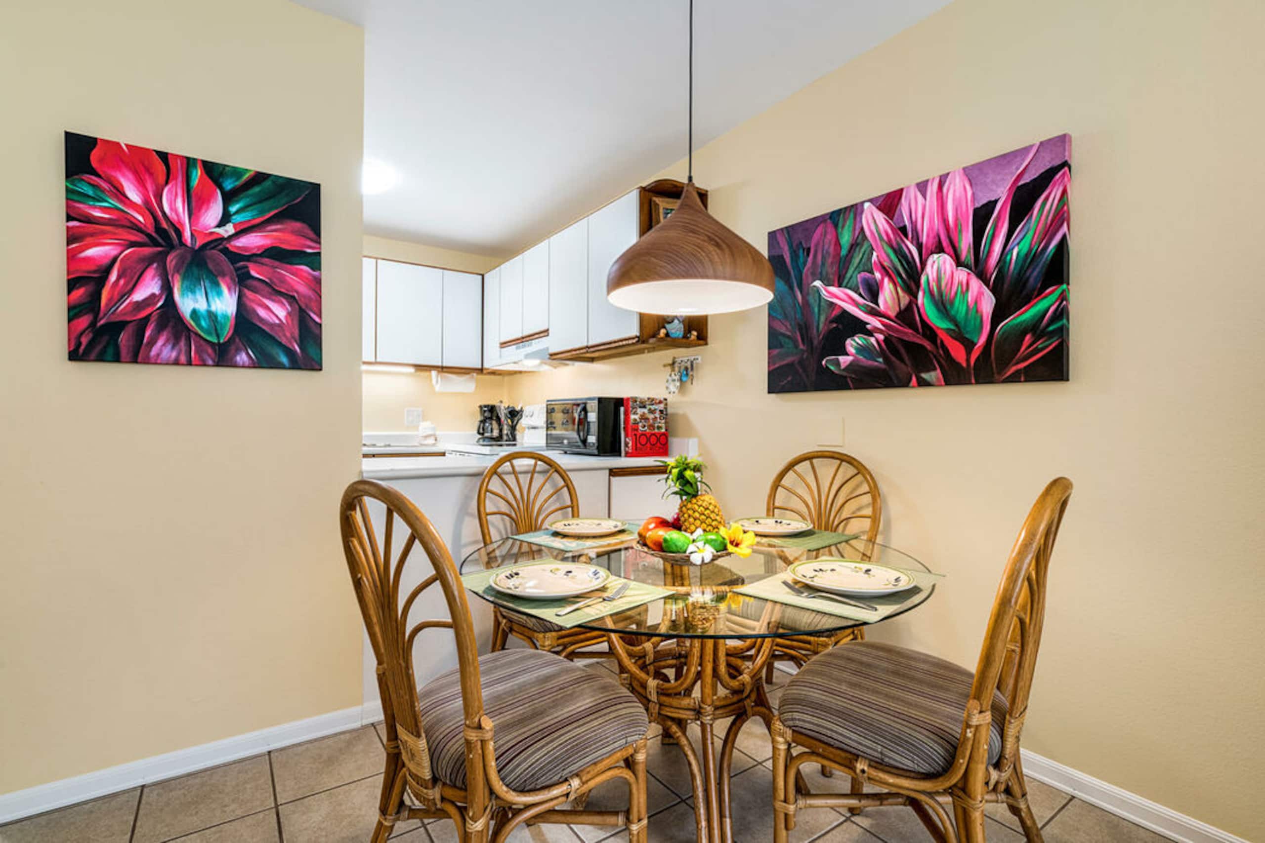 Condo in Kailua-Kona · ★4.71 · 1 bedroom · 2 beds · 1 private bath - Image 4