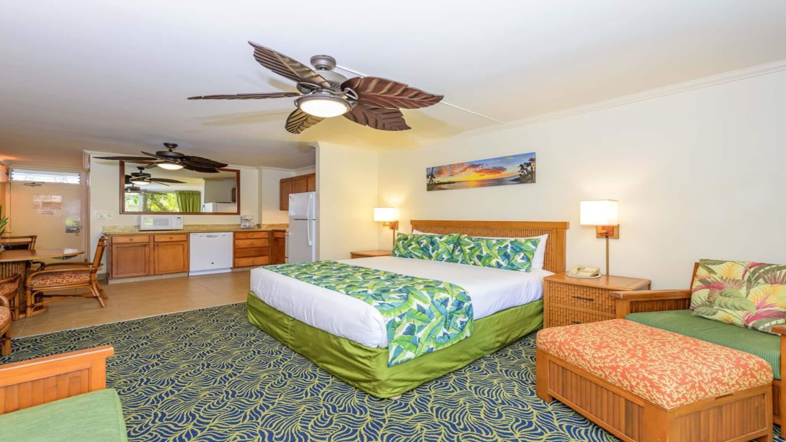 Condo in Lahaina · ★4.4 · 1 bedroom · 2 beds · 1 bath - Image 14