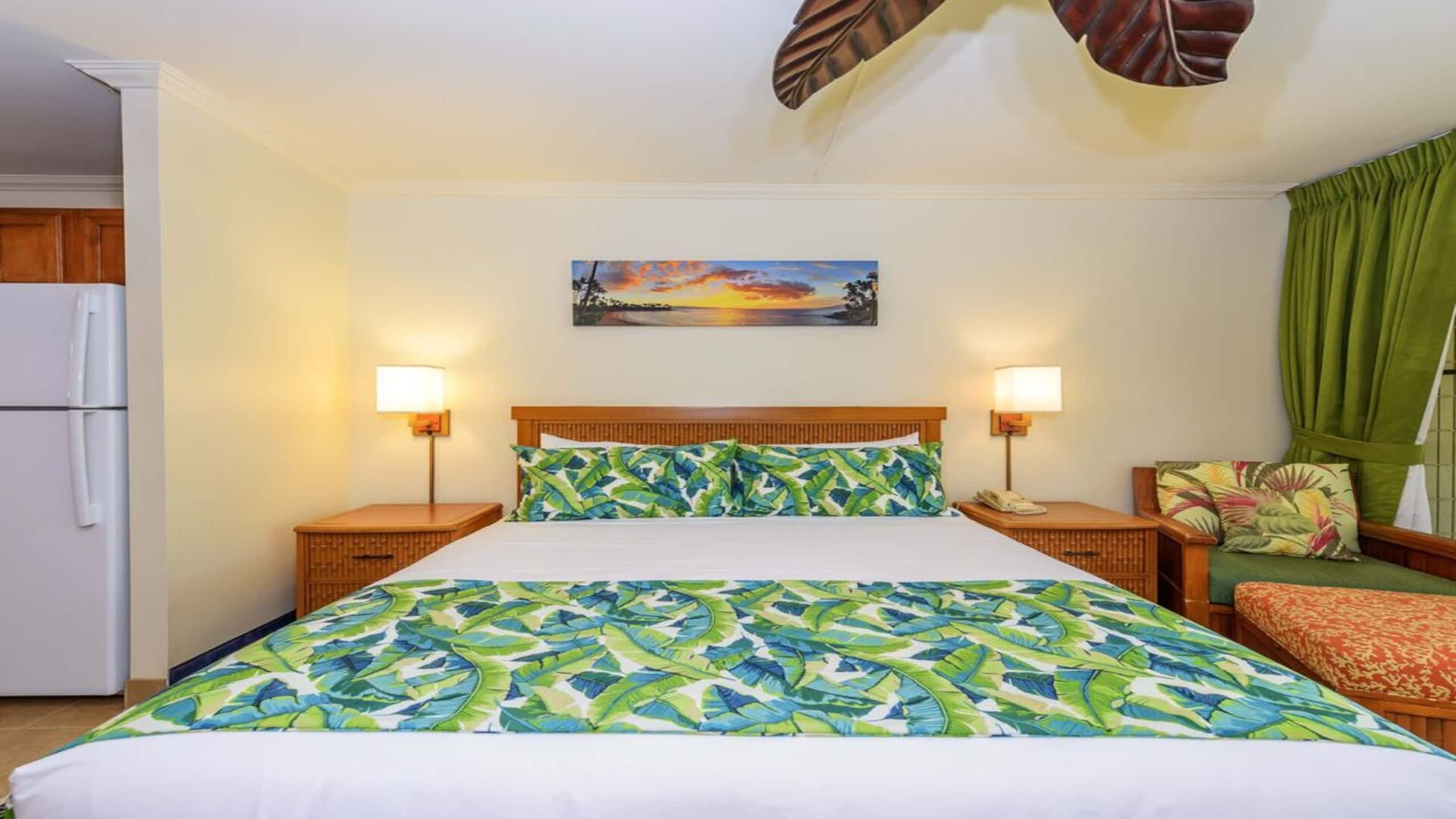 Condo in Lahaina · ★4.4 · 1 bedroom · 2 beds · 1 bath - Image 2