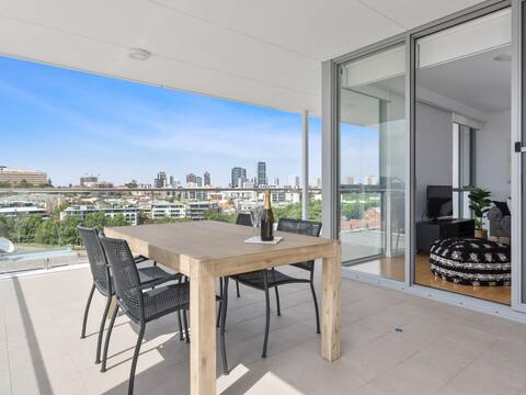 Penthouse Skyline Vistas Amazing Night Views