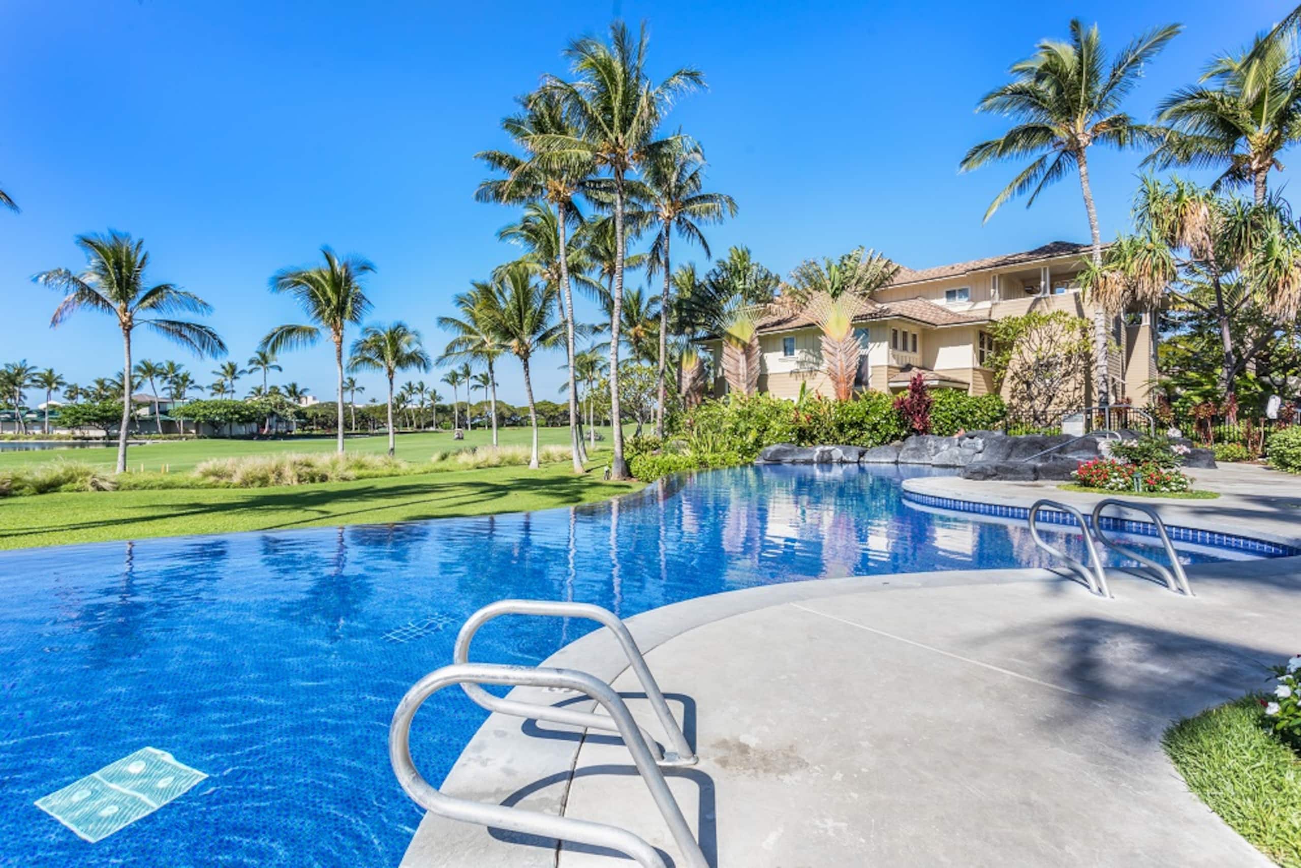 Heated Pool and includes beach gear L4 Waikoloa - Photo 45