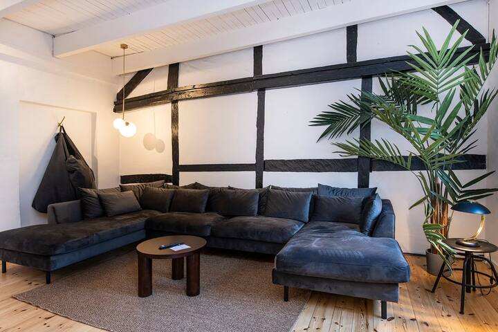 The Townhouse by Daniel&Jacob’s gallery image 3