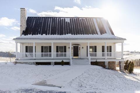 Off The Wall Inn: Premier stay for Large Groups