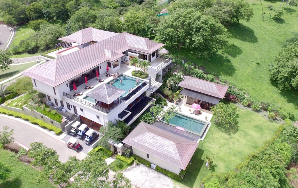 Expansive Ocean View Estate - Villas for Rent in Tamarindo, Costa Rica