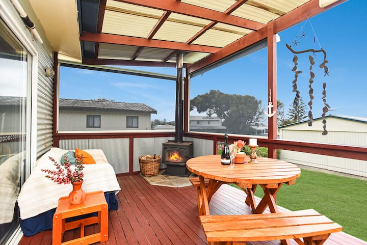 2br Beach Cottage, Pet Friendly, Walk To Surf | Ideal For 28+ Night Extended Stays - Port Elliot