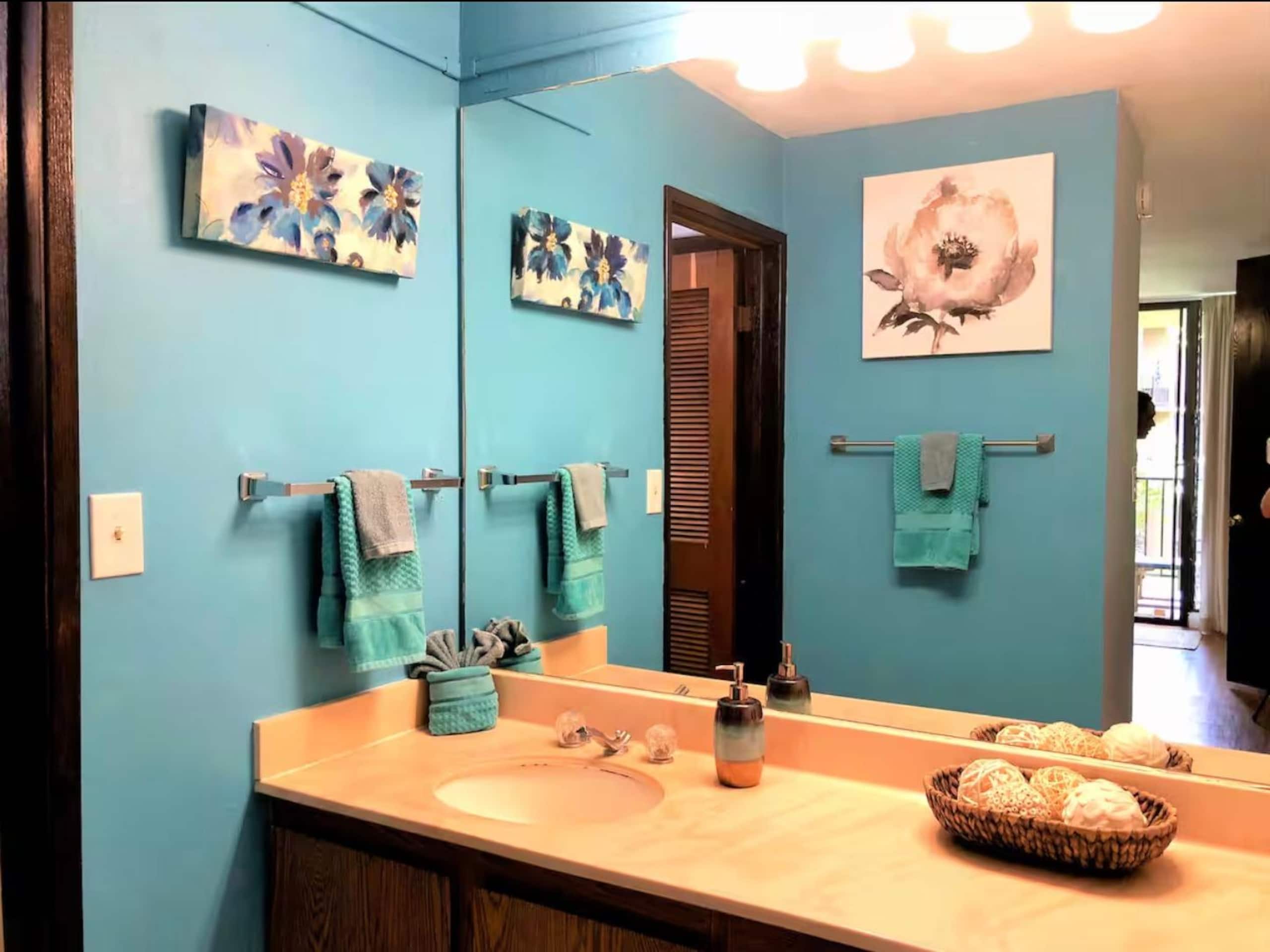 Condo in Kihei · ★4.73 · 2 bedrooms · 2 beds · 2 baths - Image 16