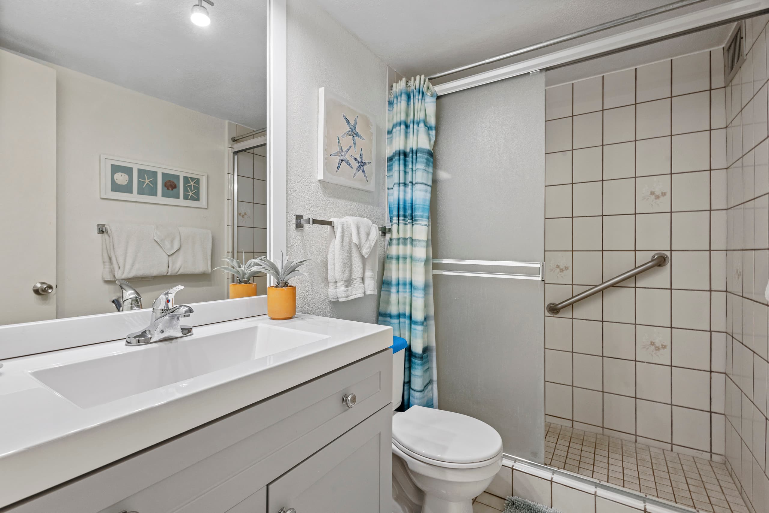 Condo in Kihei · ★4.17 · 1 bedroom · 2 beds · 1 bath - Image 17