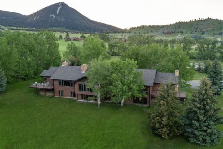 Red Lodge Rentals managed Airbnb listing 1