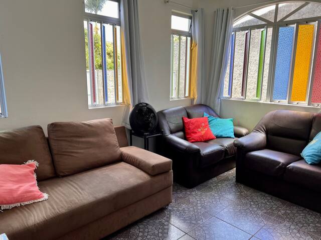 Aluguel Barra da Lagoa- Corredor Santiago Mato managed Airbnb listing 1