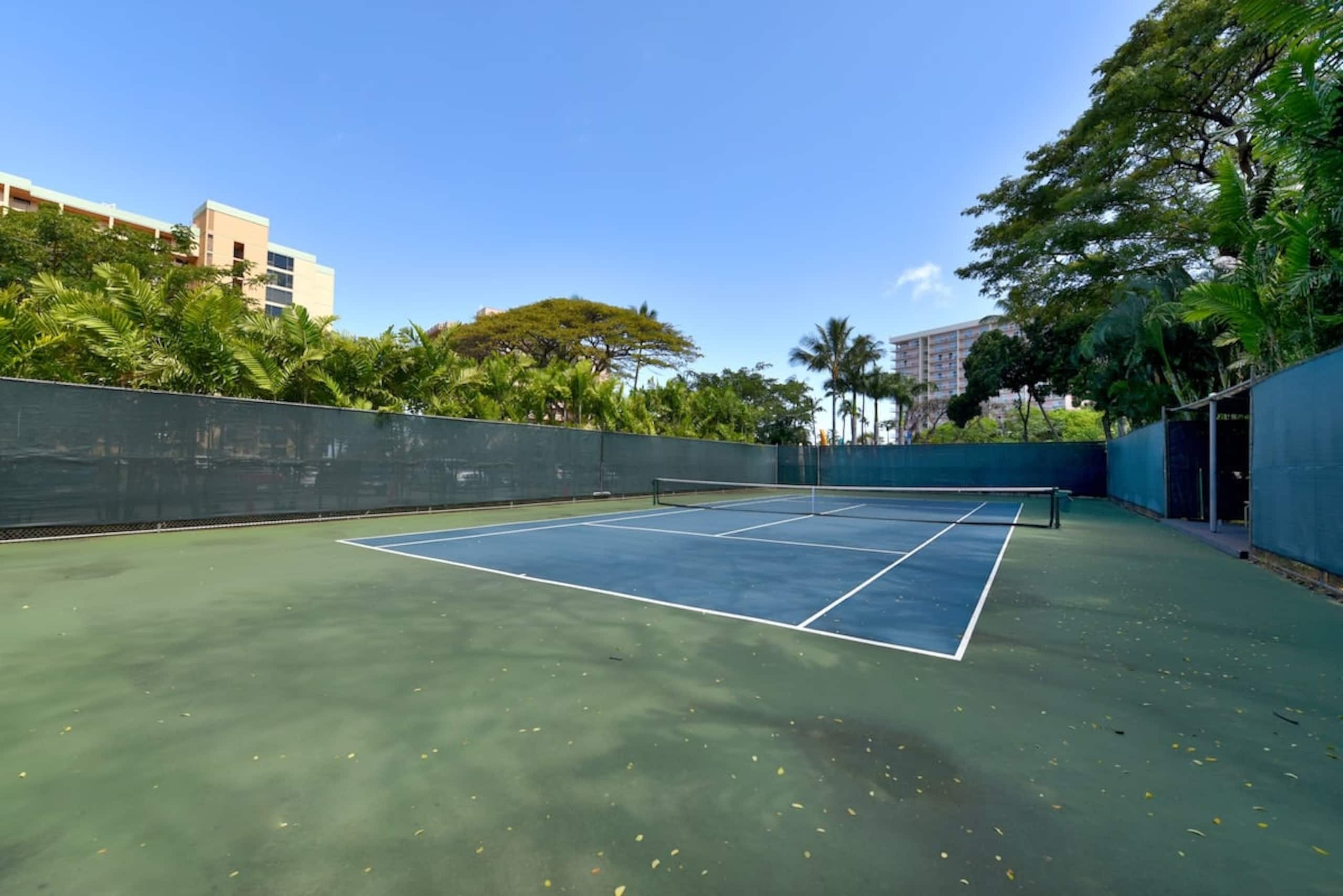 Condo in Lahaina · ★4.87 · 1 bedroom · 1 bed · 1 bath - Image 32