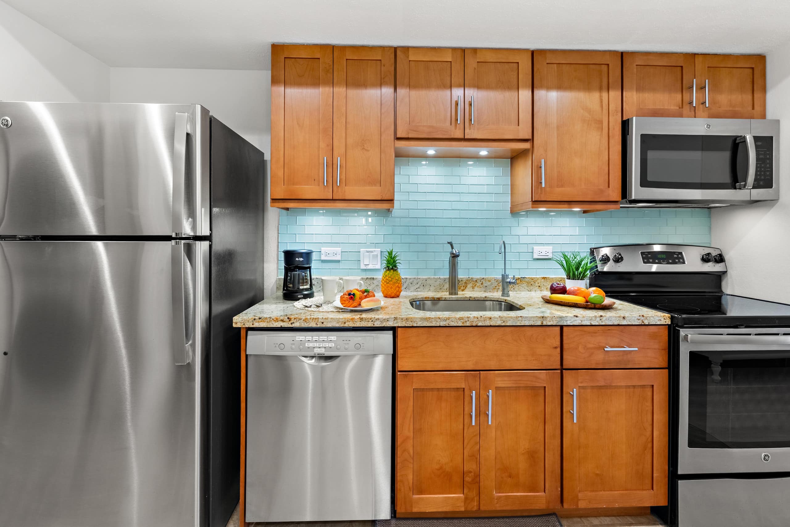 Home in Kaanapali · ★4.85 · Studio · 1 bed · 1 private bath - Image 8