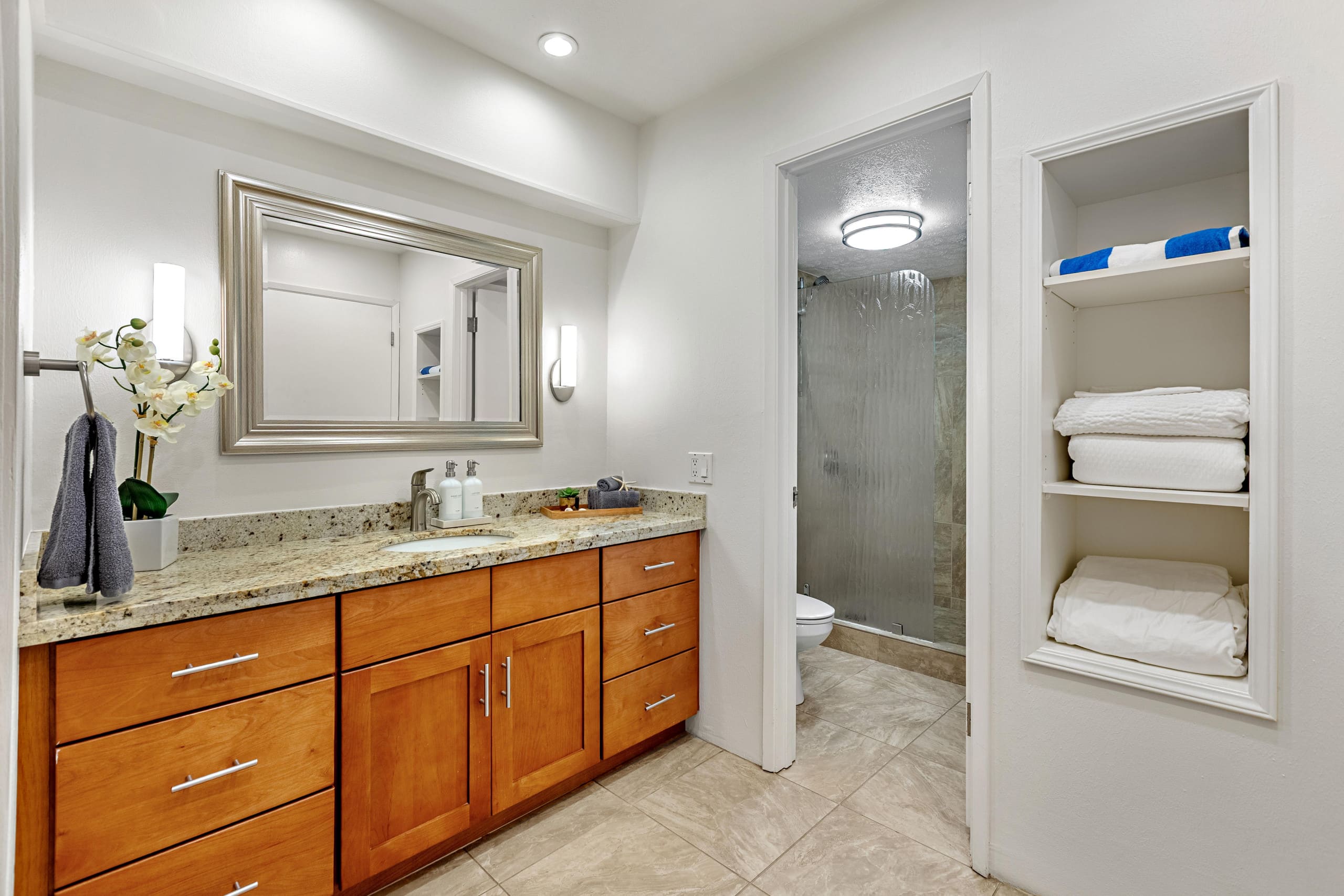 Home in Kaanapali · ★4.85 · Studio · 1 bed · 1 private bath - Image 16