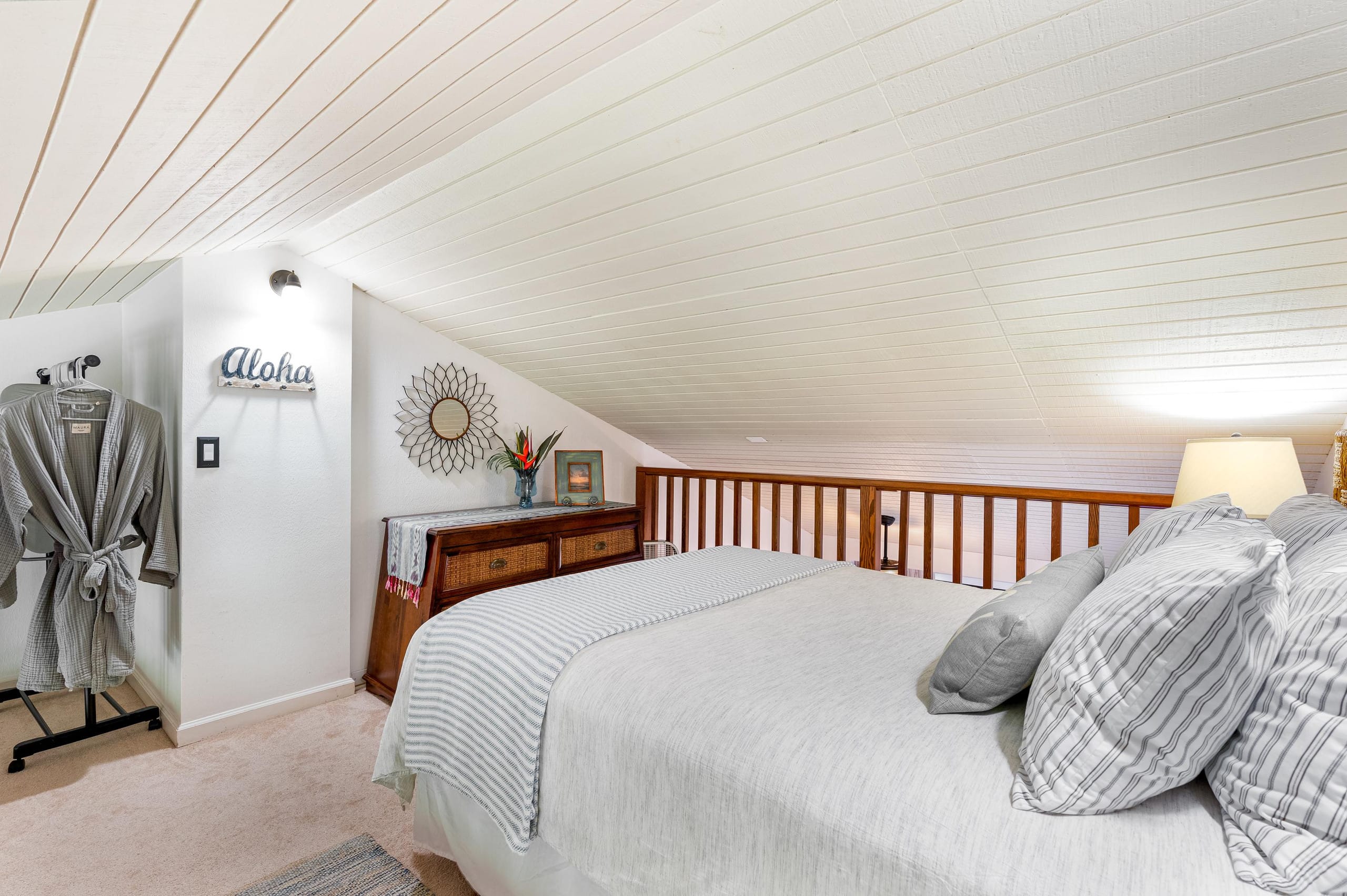 Turtle Bay Top Floor Studio unit 164 with Split AC - Image 16