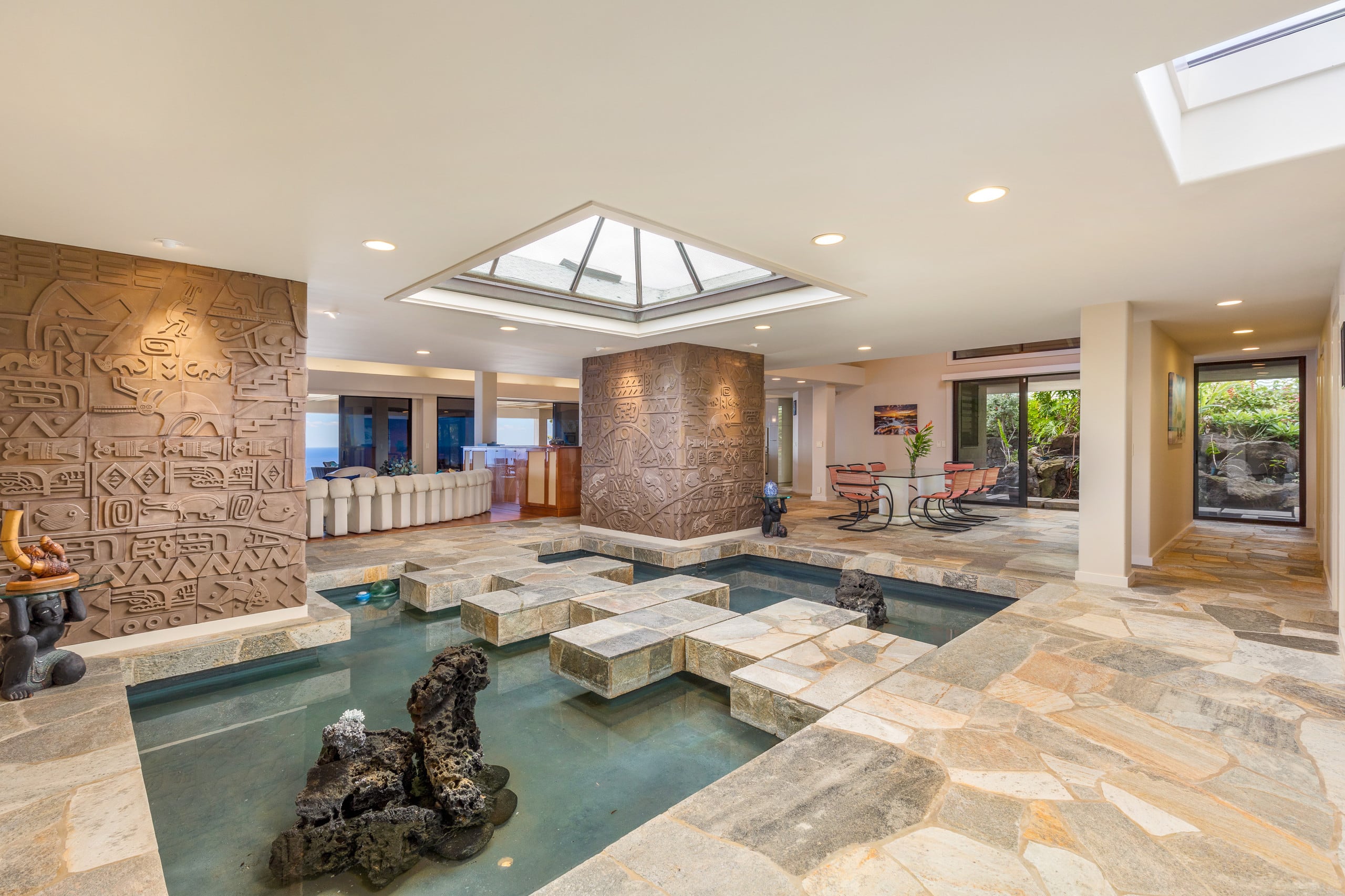 Home in Kailua-Kona · ★4.66 · 4 bedrooms · 5 beds · 3.5 baths - Image 26