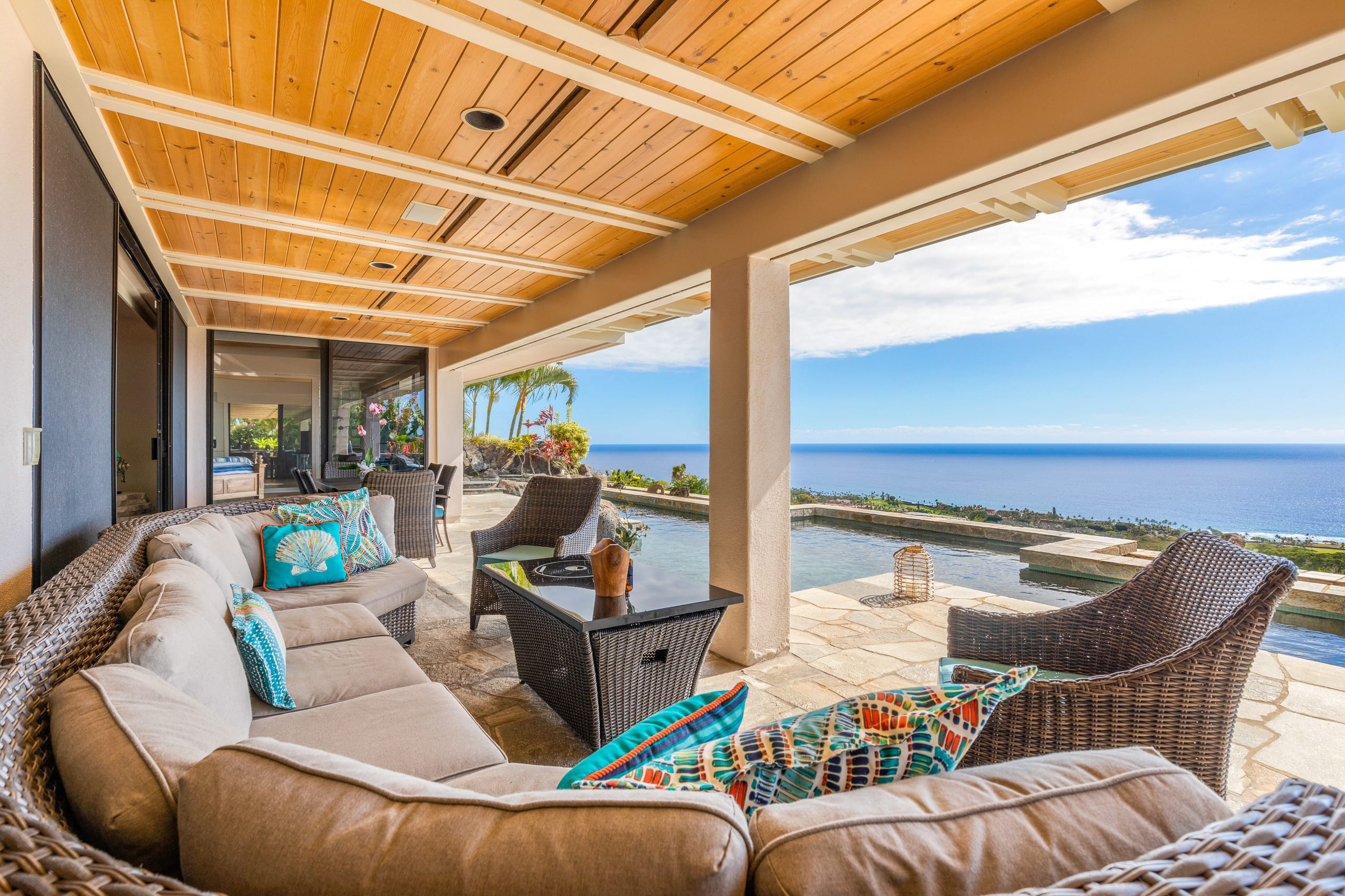 Home in Kailua-Kona · ★4.66 · 4 bedrooms · 5 beds · 3.5 baths - Image 15