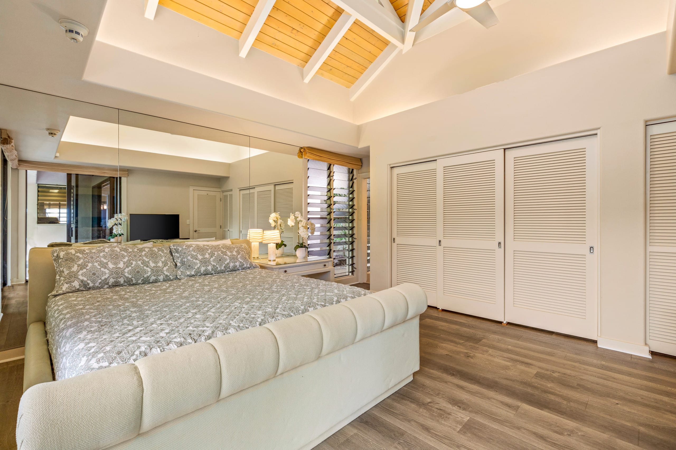 Home in Kailua-Kona · ★4.66 · 4 bedrooms · 5 beds · 3.5 baths - Image 32