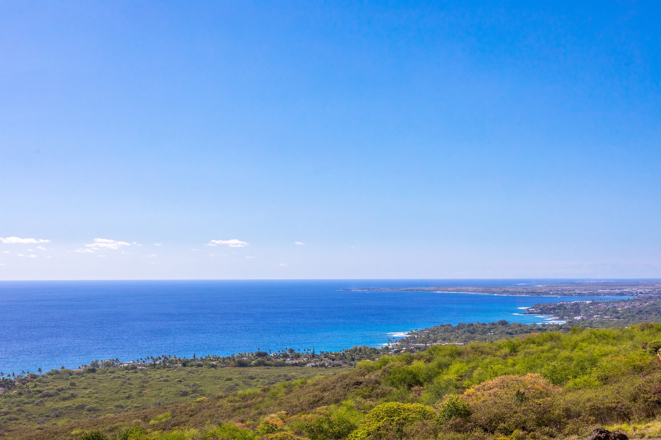 Home in Kailua-Kona · ★4.66 · 4 bedrooms · 5 beds · 3.5 baths - Image 14