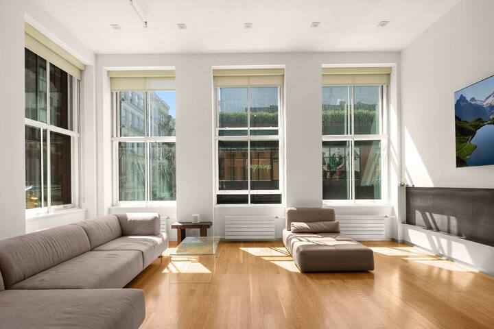 Soho Haven | 3BR Soho Loft with Keyed Elevator