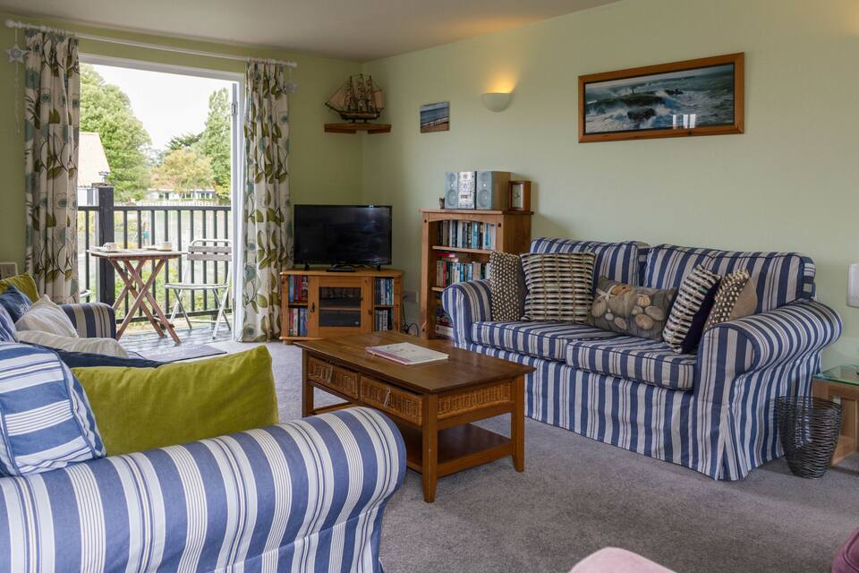 4 Bell Lodge,  - sleeps 7 guests  in 3 bedrooms — photo 1