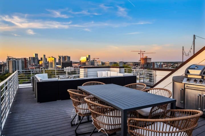 New Upgrades! Private Rooftop + Walk to Gulch
