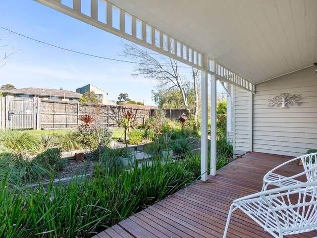 Family Comfort Near The Beach – Swimming Pool gallery image 2