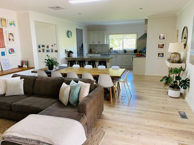 Family Comfort Near The Beach – Swimming Pool gallery image 4