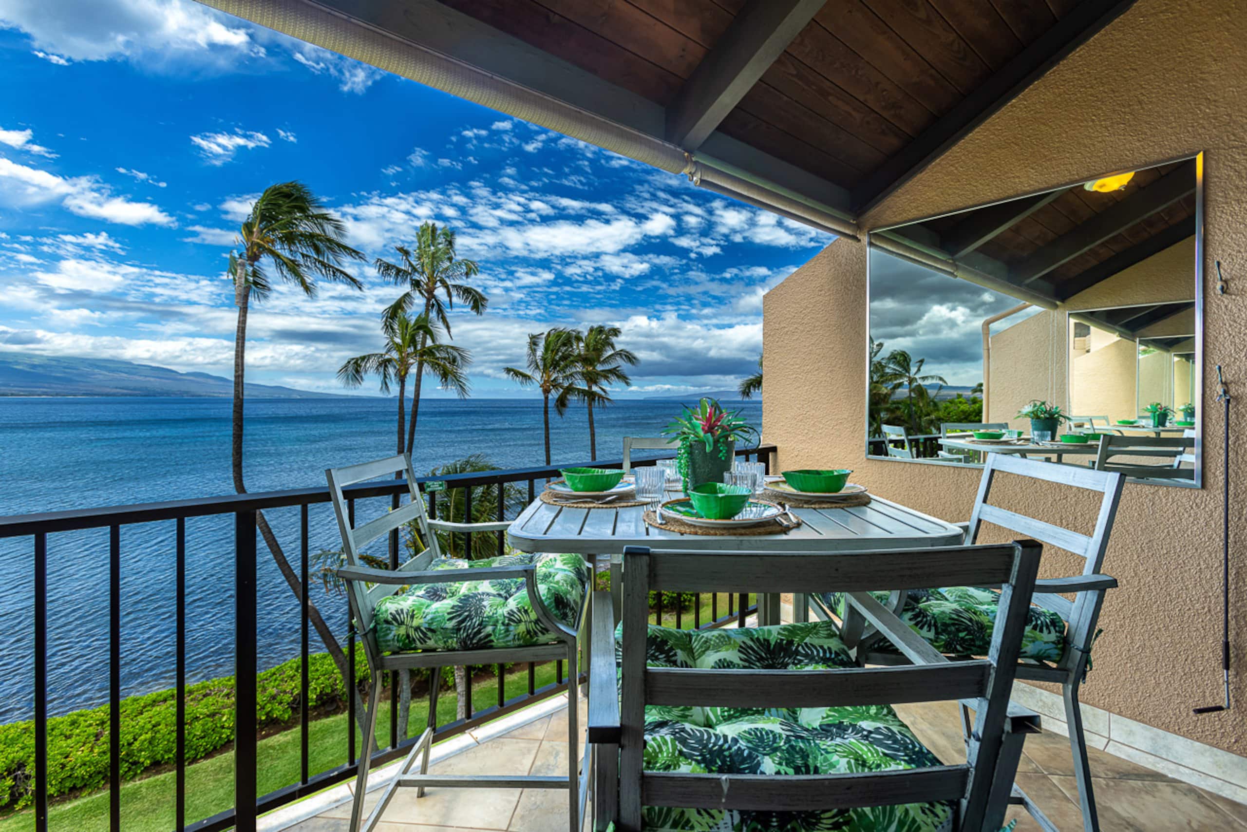 Condo in Wailuku · ★4.41 · 2 bedrooms · 2 beds · 2 shared baths - Image 2