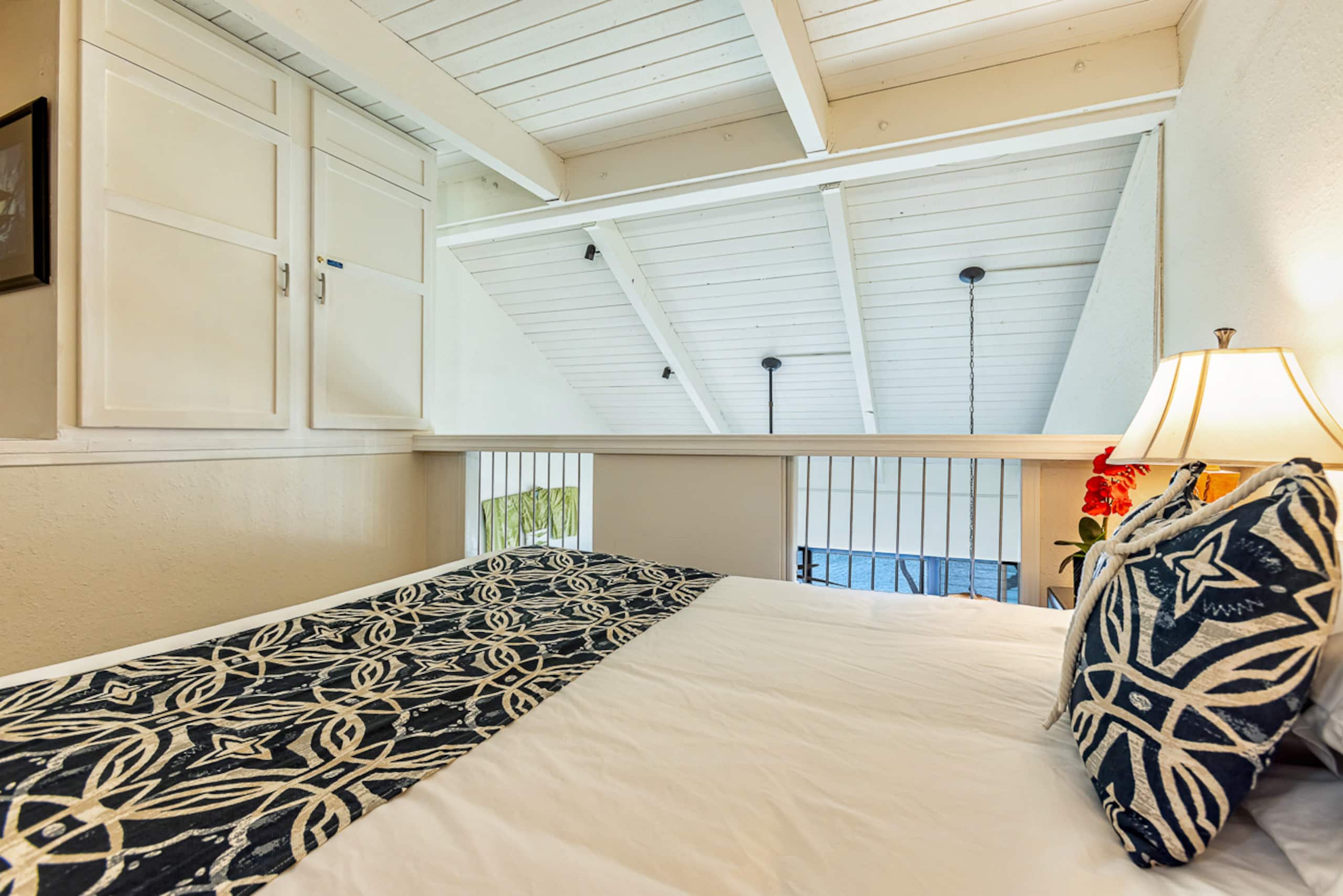 Condo in Wailuku · ★4.41 · 2 bedrooms · 2 beds · 2 shared baths - Image 20