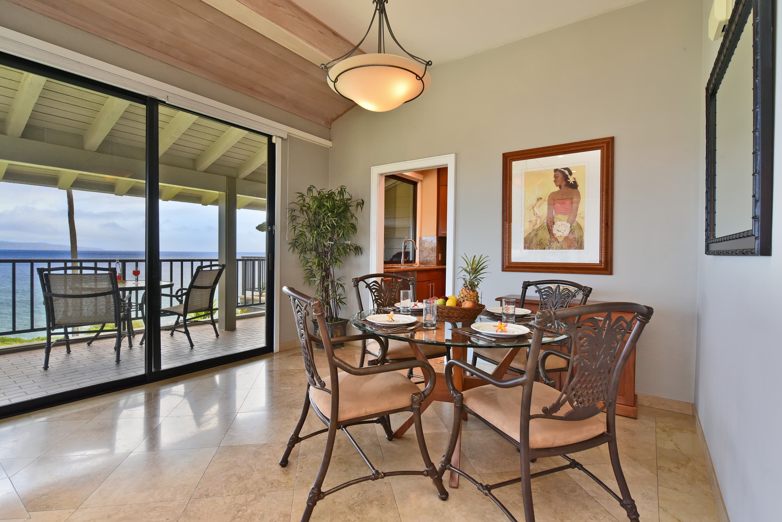 Condo in Lahaina · ★4.71 · 1 bedroom · 2 beds · 1 bath - Image 8