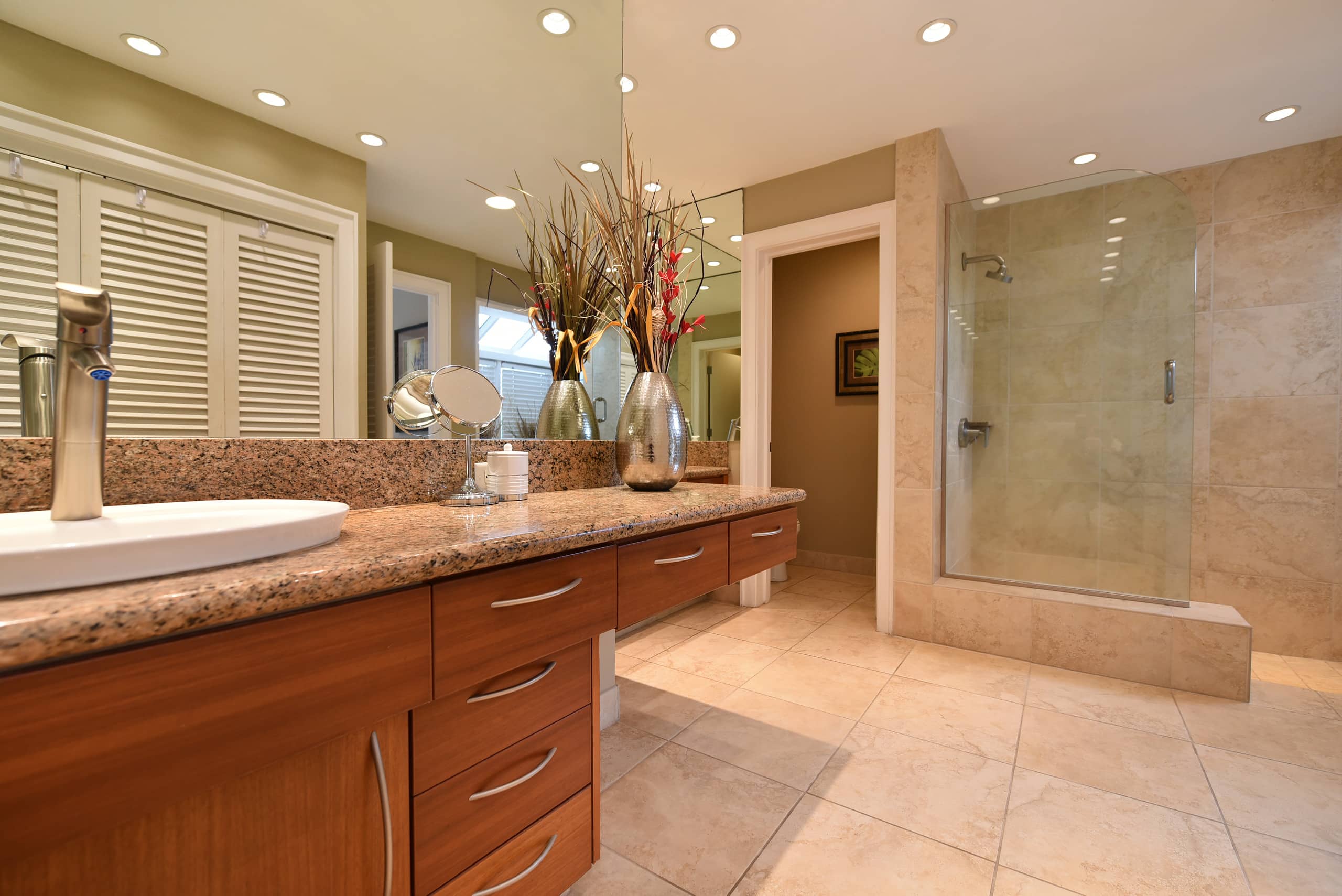 Condo in Lahaina · ★4.71 · 1 bedroom · 2 beds · 1 bath - Image 14